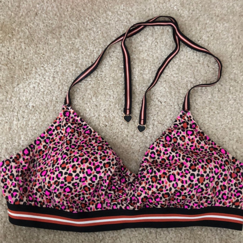 Victoria’s Secret bikini top